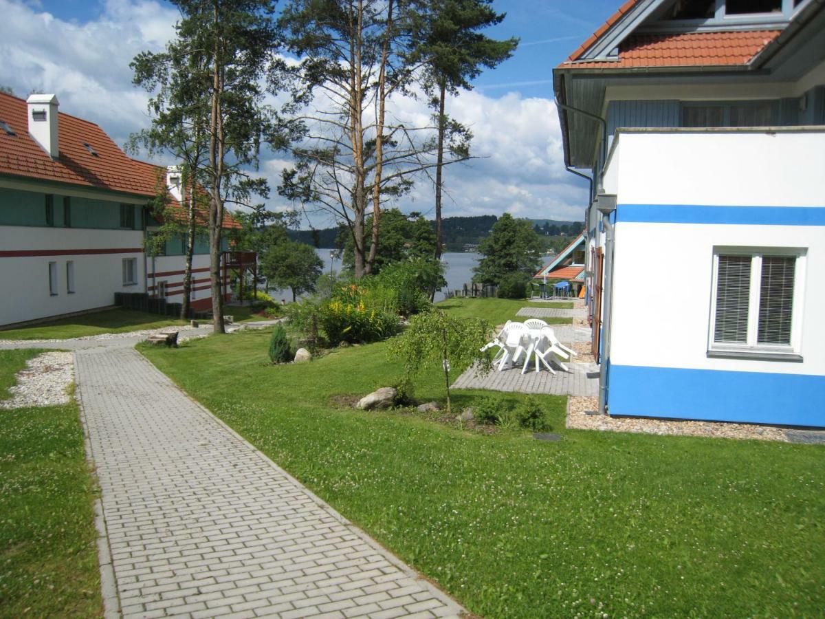 Apartman Riviera Apartment Lipno nad Vltavou Ngoại thất bức ảnh