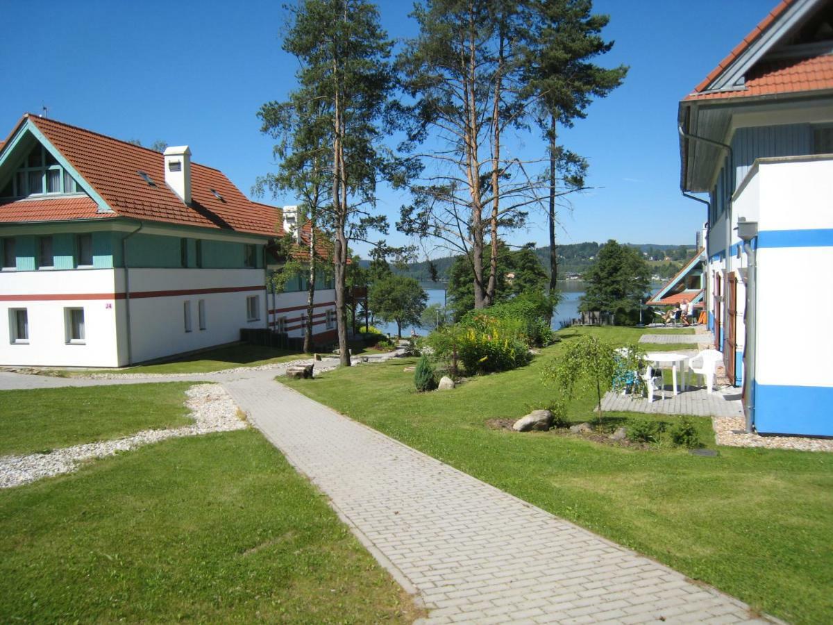 Apartman Riviera Apartment Lipno nad Vltavou Ngoại thất bức ảnh