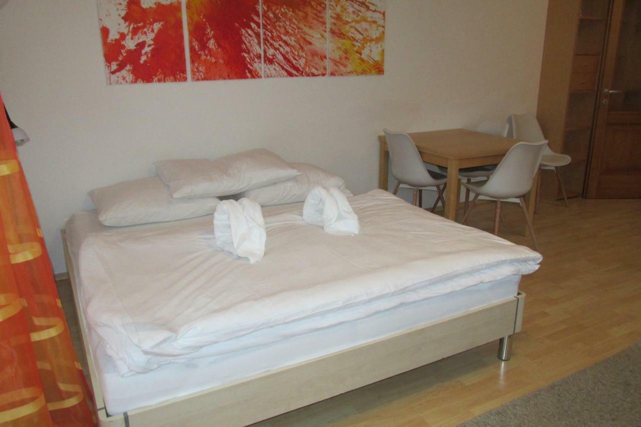 Apartman Riviera Apartment Lipno nad Vltavou Ngoại thất bức ảnh
