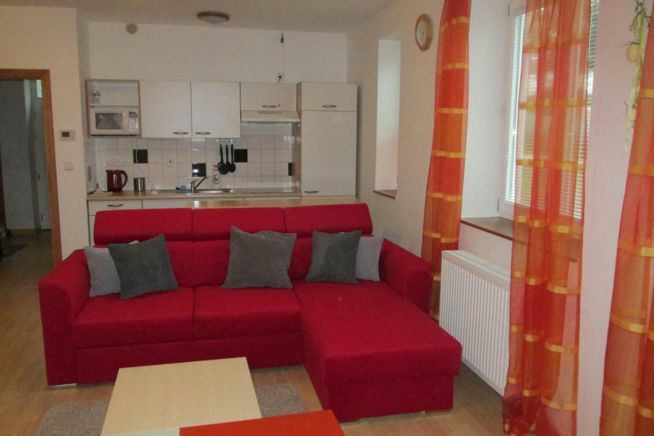 Apartman Riviera Apartment Lipno nad Vltavou Ngoại thất bức ảnh